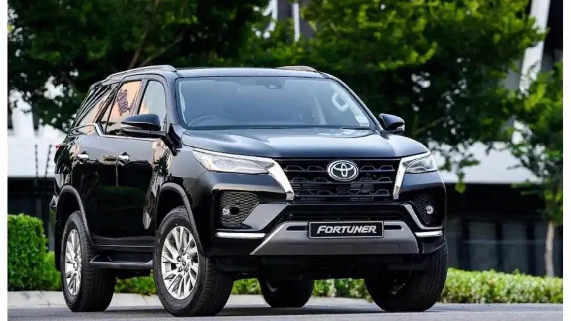 Toyota Fortuner 4x4, photo 3